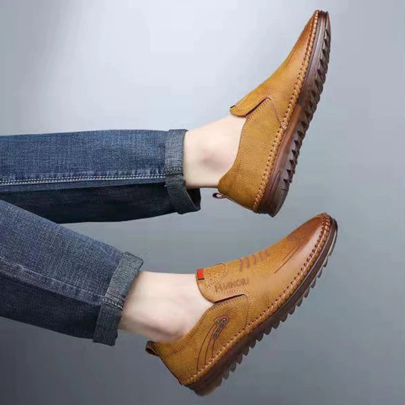 Fashion Men Loafers Lightweight Men's Driving Shoes Brand Anti-Slip Comfortable Flat Shoes Designer Rubber Sole Breathable Shoes