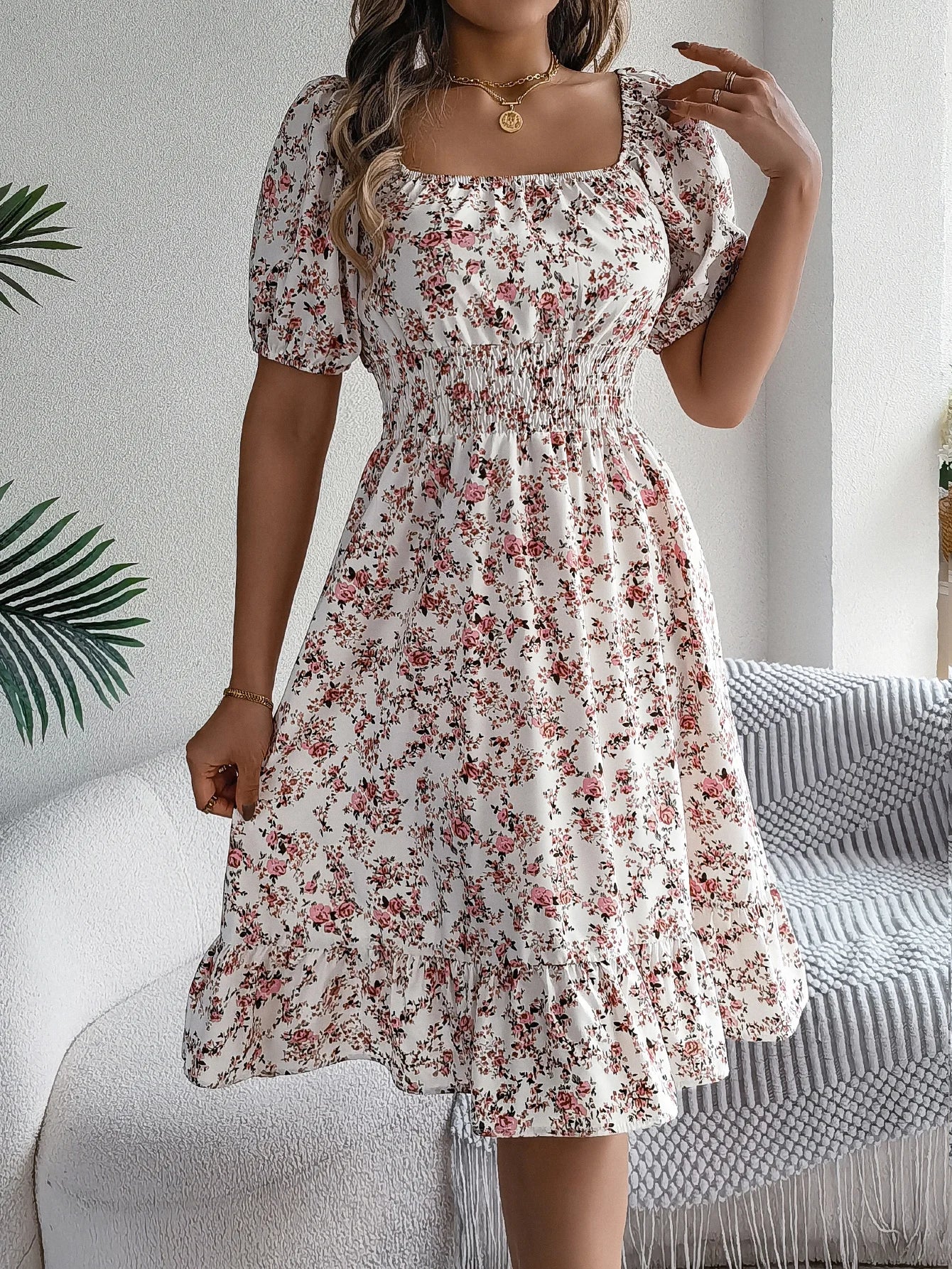 Spring and Summer Elegant Dress Floral Print Short Sleeved Square Neck Women's Ruffled Edge Dresses