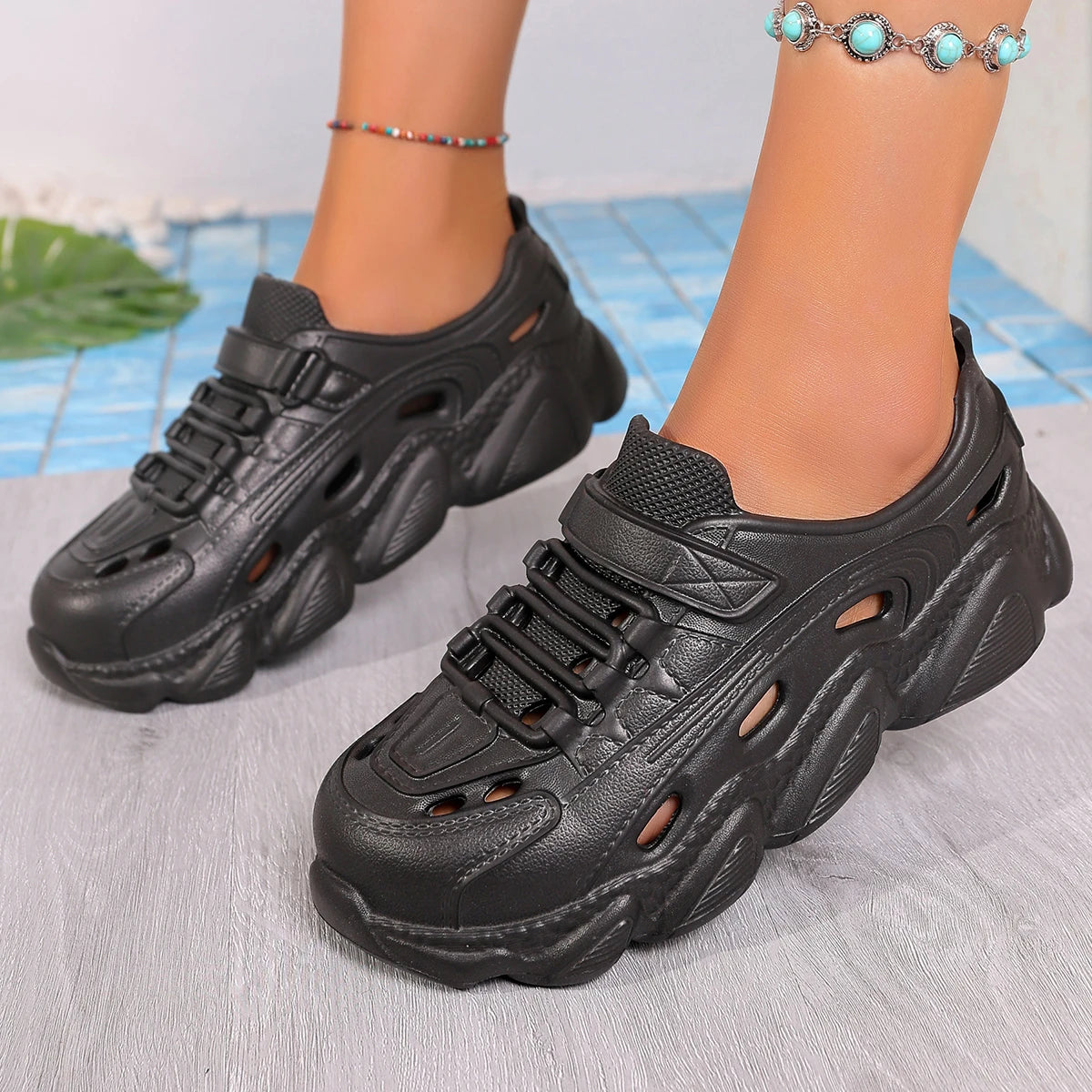 New Summer Round Toe Cover Comfortable Thick-soled Sneakers Fashionable Breathable and High-rise Casual Women's Shoes Sandals