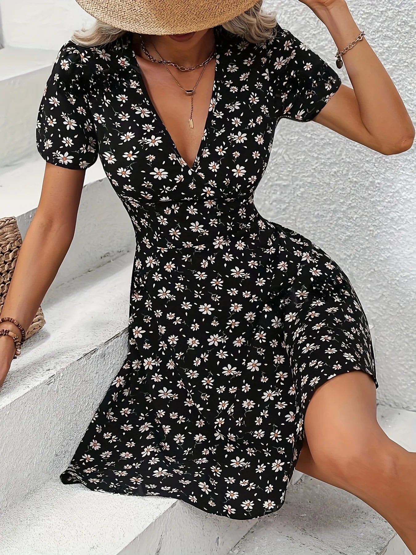 New Summer Women's Elegant Floral Printed Dress Casual Vacation Sweet V Neck Puff Sleeve Dresses