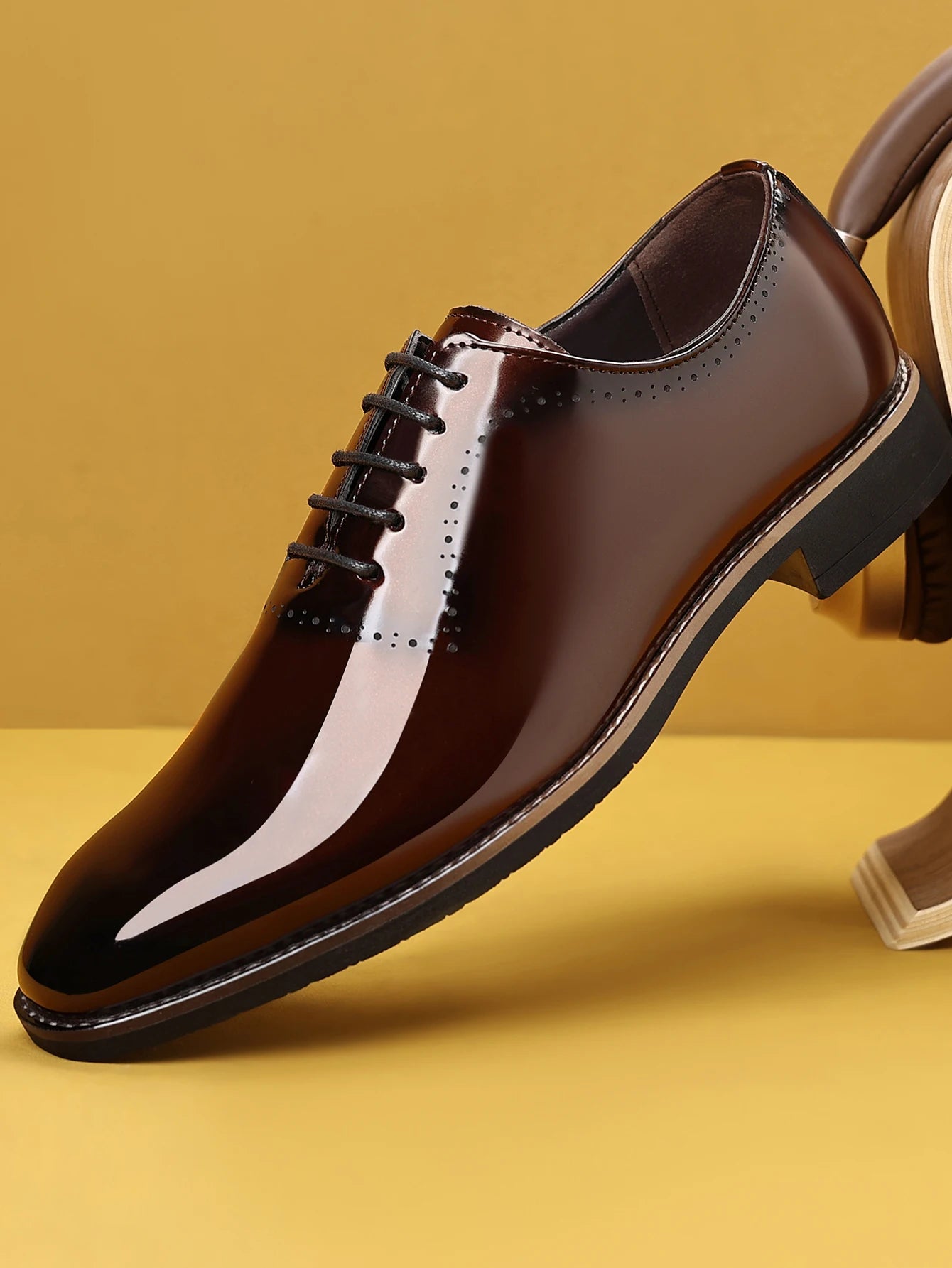 Patent Comfortable Dress Wedding Party Shoes Men's Casual Dress Shoes Business Classic Dress Shoes for Men