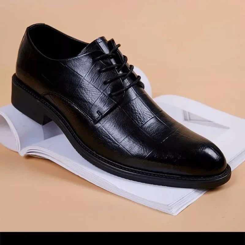 Men Wedding Leather Business Men's Dress Pointed Casual Youth British Style Inner Heightening Spring New Arrivals Shoes