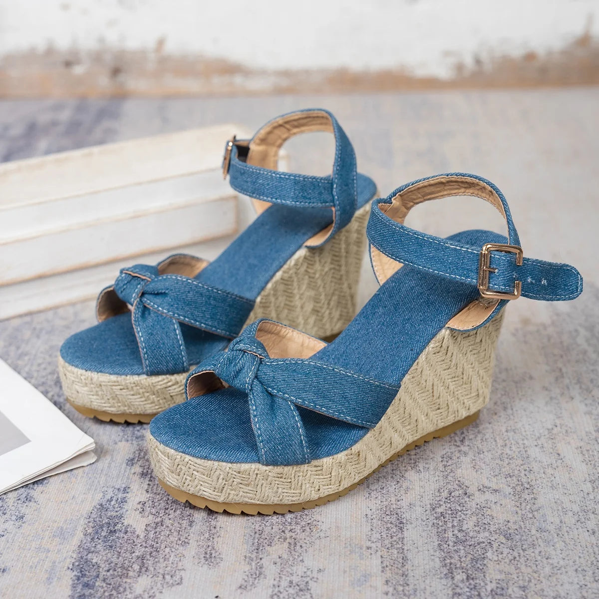 New Summer Comfortable Round Toe Buckle Thick Sole Casual Sandals Fashionable Wedge Banquet High Heels Women's Shoes