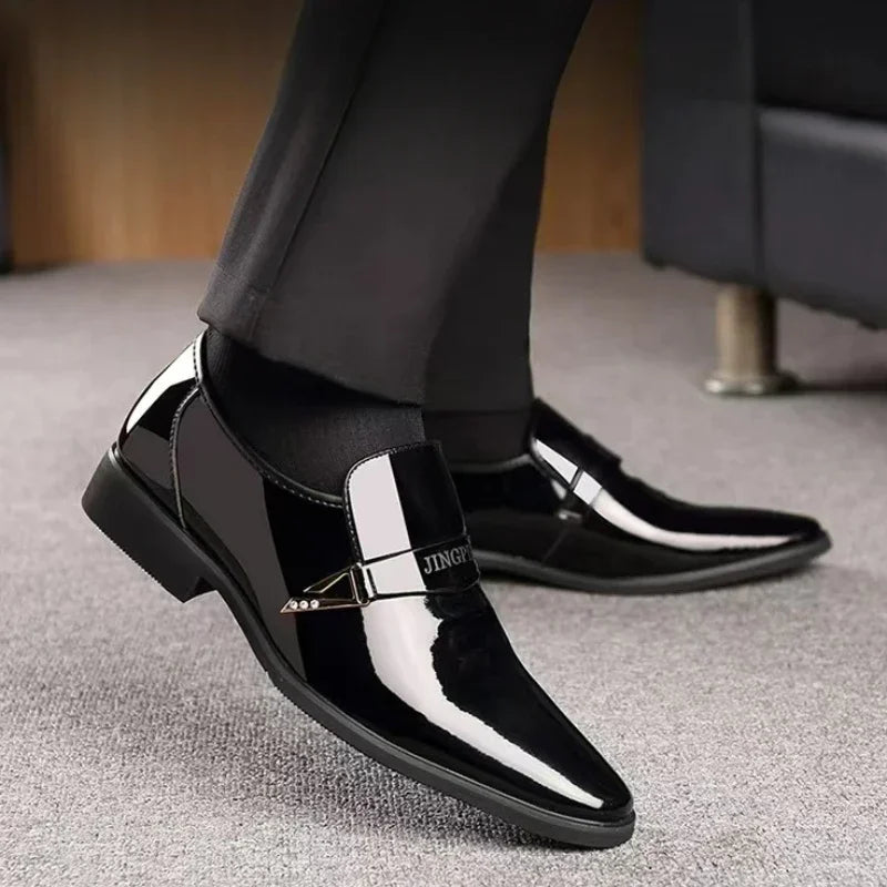 Men's Leather Shoes Business Shoes Bright Leather Oxford Shoes Lacquer Pointed Toe Male Loafers Slip on Designer Men Dress Shoe