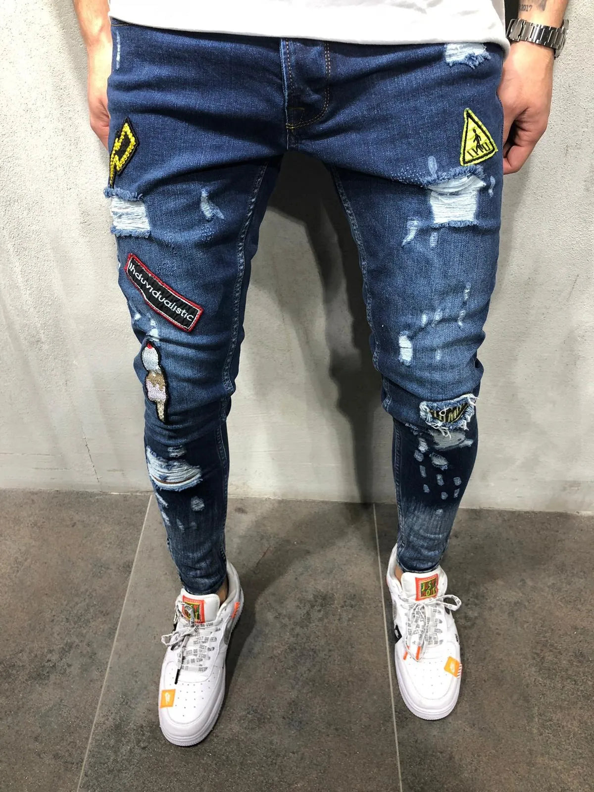 European and American Best-selling Men's Hip Hop High-End Slim-Fit Ripped Slim-Fit Pants, New Style Micro-Badge Slim-Fit Jeans