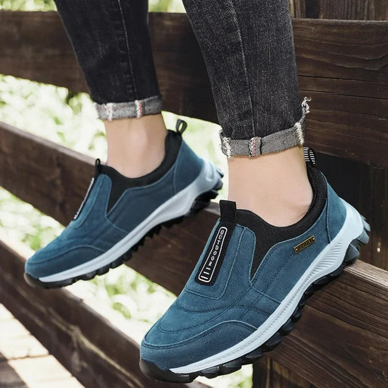 Outdoor Men's Sneakers Breathable Running Shoes New Lightweight Casual Shoes Non Slip Hiking Shoe Slip on Men Shoes Plus Size 50