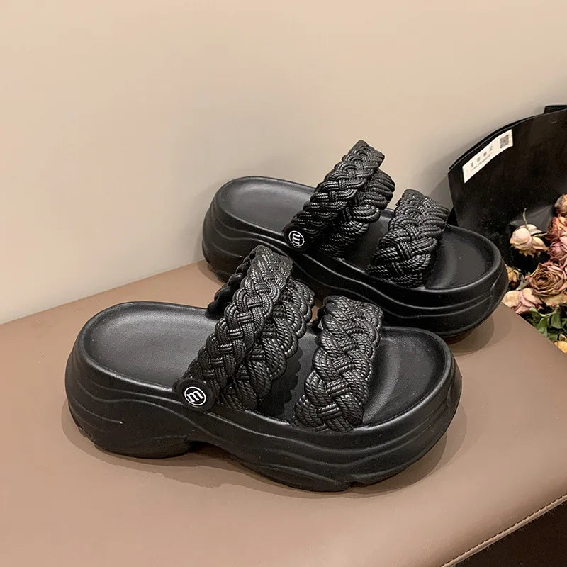 Summer Fashion Sandals Women Beach Platform Slippers Thick Bottom Anti-Skid Lightweight Female Slip-on Shoes Sandalias