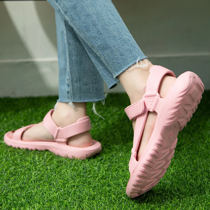 Unlock versatile outfits! Newly launched women's fashionable sandals in multiple colors. From sweet to elegant, a variety of col