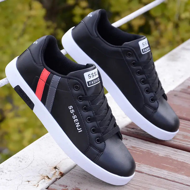 2025 Autumn Men Casual Shoes Winter Men's Board Shoes Light Sports Shoes Men Tennis Sneaker Soft White Shoes Male Flat Shoes