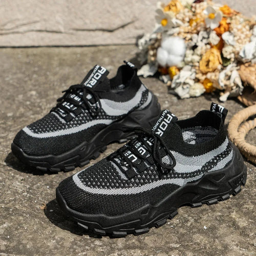 Women's Running Shoes Lace Up Sneakers Lightweight Female Casual Shoes Mesh Fashion Tennis Shoe Outdoor Soft Sole Women Shoes