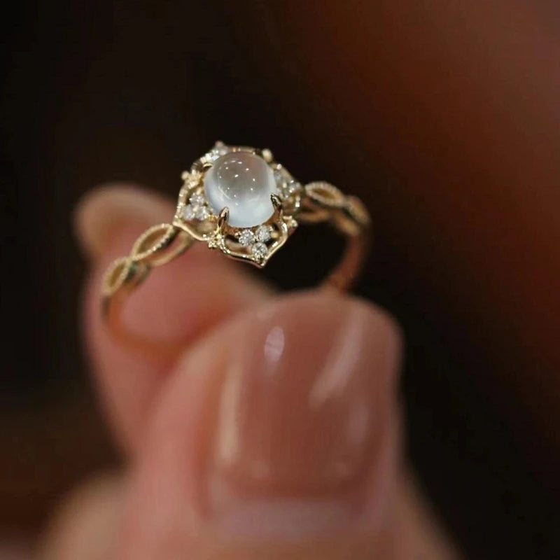 Gold Plated Moonstone Cats Eyes Ring For Women Fashion Luxury Geometric Design Trendy Jewelry