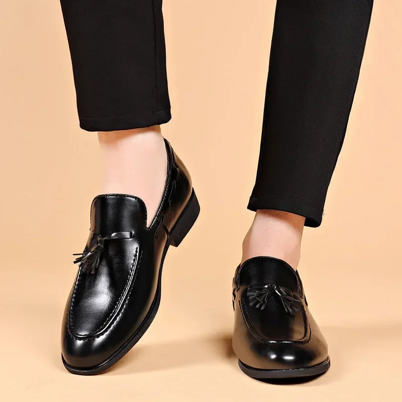 Summer Fashion Casual Leather Shoes Men Large Size Business Formal Casual Shoes Wedding Lace Up Men Shoes