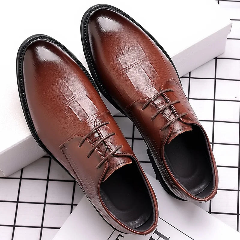 Men's New Business Dress Leather Shoes Men's British and Korean Version Casual Breathable Pointed Groom Best Man Wedding Shoes