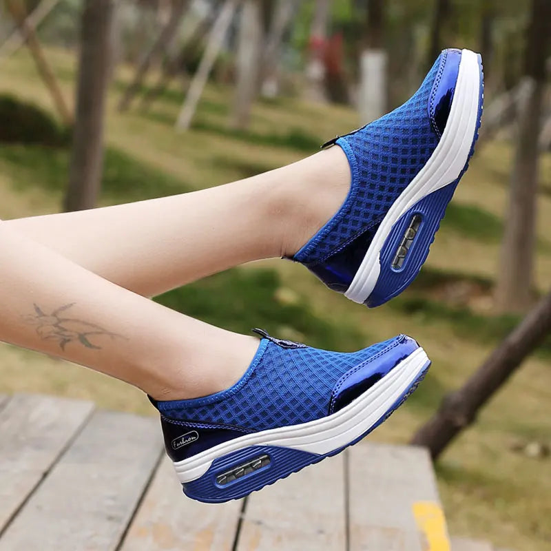 Wedge Hollowed Out Slip-on Mesh Platform Vulcanization Shoes