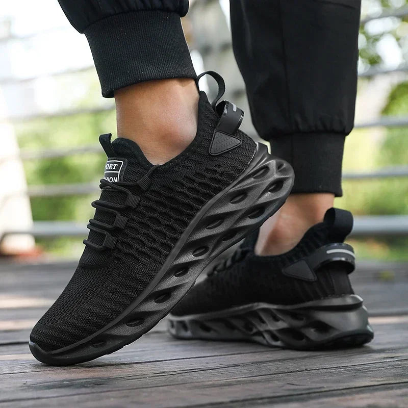 2025 Soft Soled Men's Summer Sports Shoes Breathable Anti-Odor Mesh Running Shoes New Outdoor Walking Training Tennis Sneakers