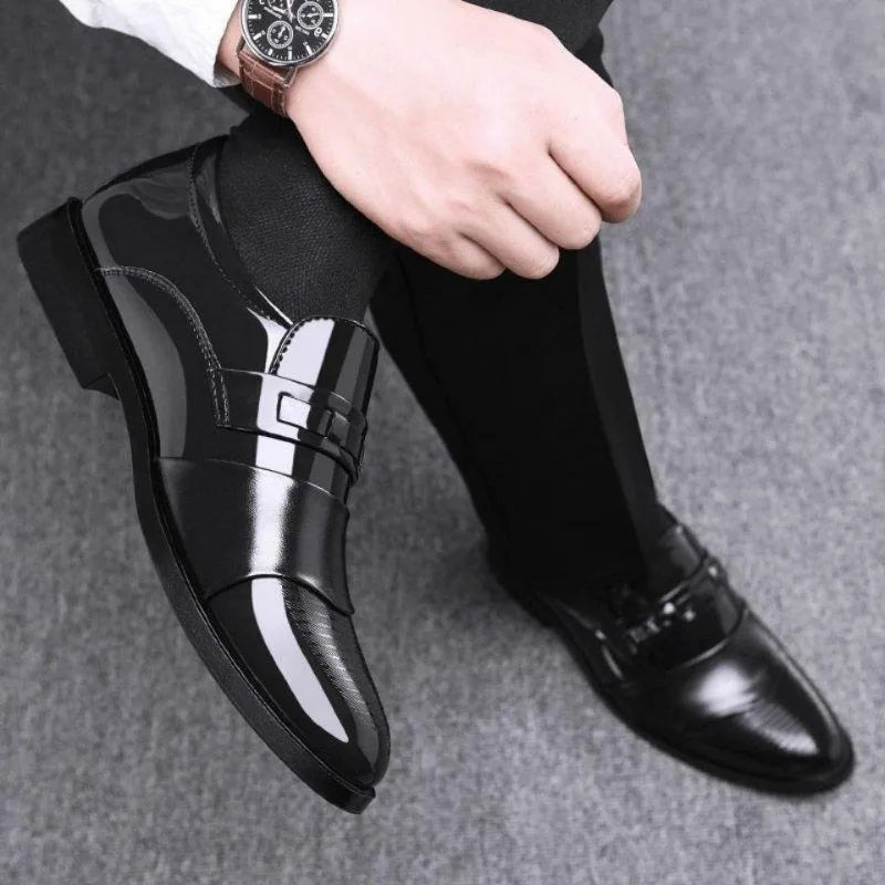 Fashionable and Versatile Men Formal Leather Shoes Business Casual Trendy Simple Slip on Lazy Casual Leather Shoes