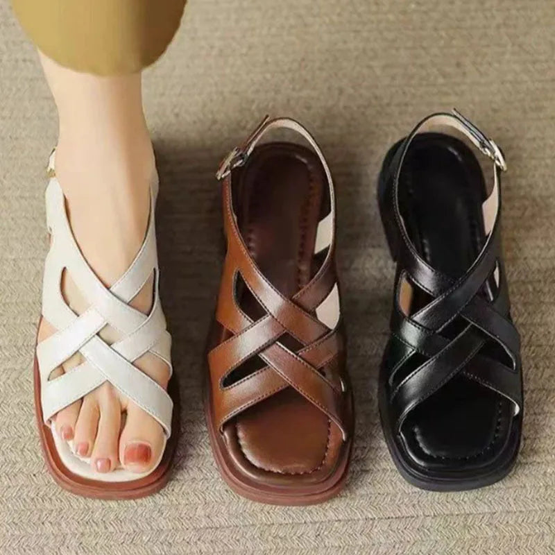 Smile Women Sandals Roman Retro Woven Fashion Sandals Spring New Rubber Low Heel Square Toe Beach Sandals Korean Version Sandals