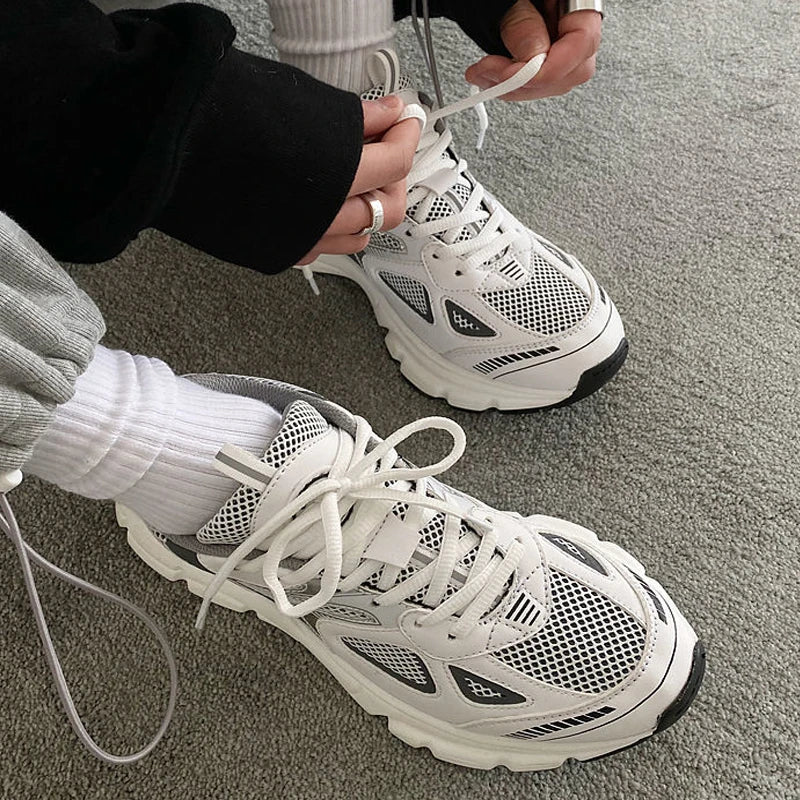 Women's Luxary Chunky Sneakers 2025 trend Fashion Mesh Breathable Shoes for Men Sports Running Casual Ladies Fitness Vulcanize