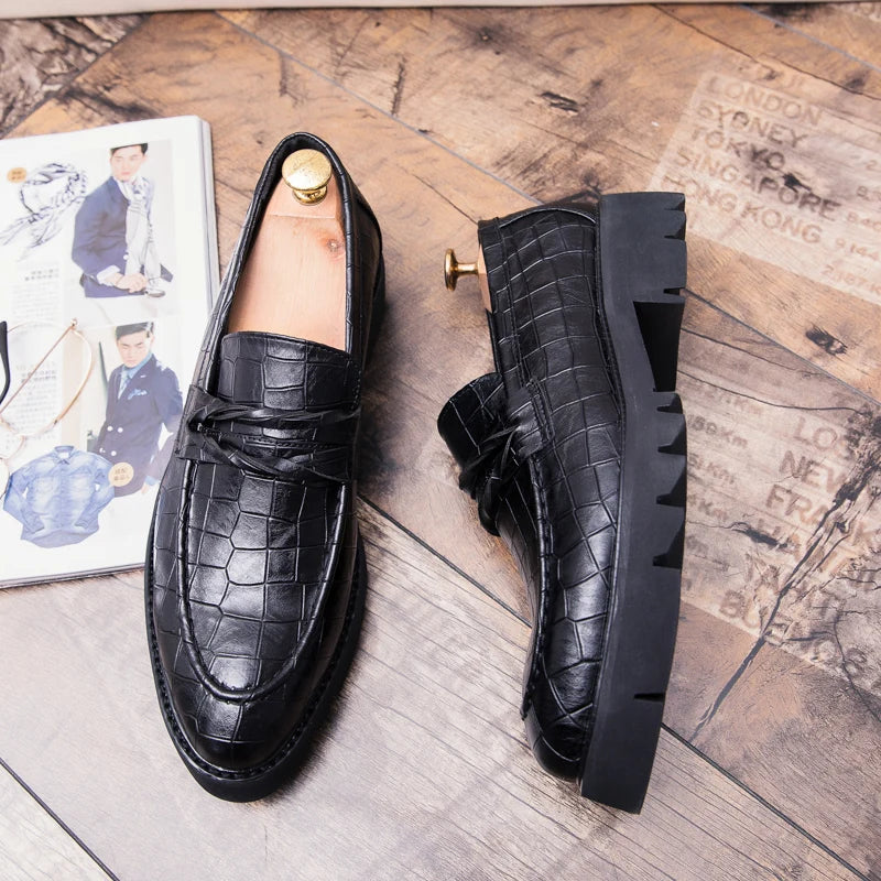 High Quality Thick Soled Business British Wedding Social Leather Shoes Men’s Dress Shoes Trend Formal Shoes Men Loafers 2025