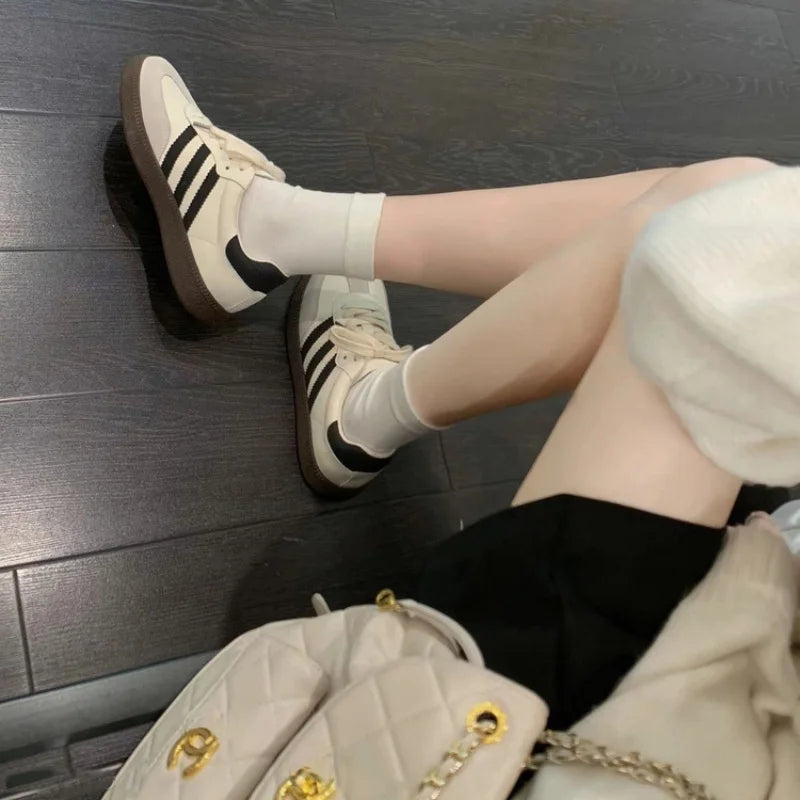 New Fashion Hundred Matching Retro De Training Shoes Women