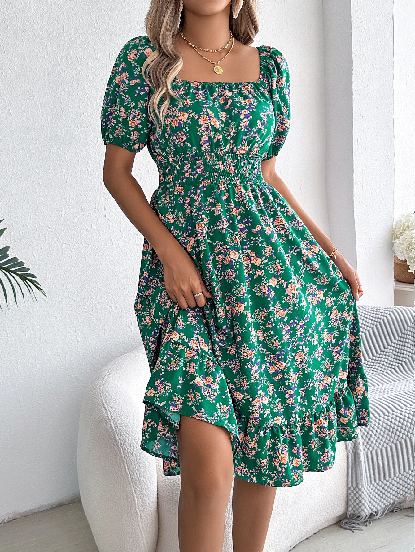 Spring and Summer Elegant Dress Floral Print Short Sleeved Square Neck Women's Ruffled Edge Dresses