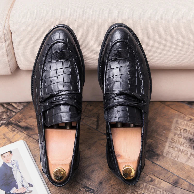 High Quality Thick Soled Business British Wedding Social Leather Shoes Men’s Dress Shoes Trend Formal Shoes Men Loafers 2025