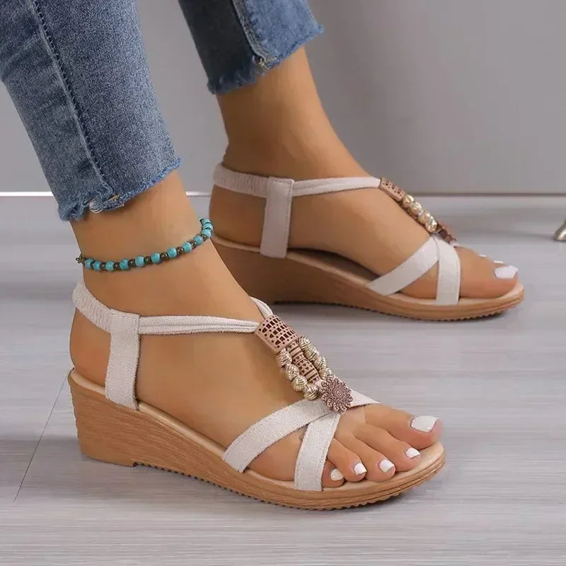 New Style Round Toe Wedge Heel Metal Decorated Fashionable Women's Shoes Flat Wear-resistant Comfortable Casual Sandals