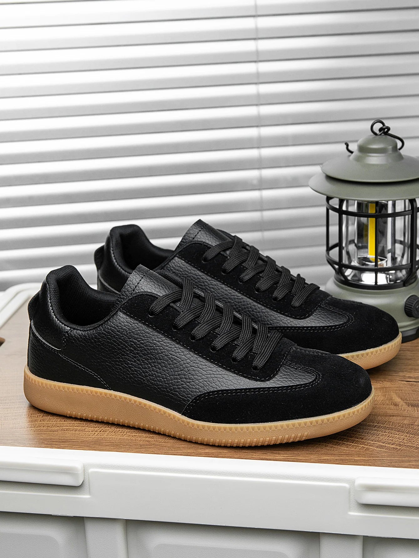 (One Size Smaller) Men's Fashionable Retro Contrasting Lace-Up Comfortable Oxford Sole Casual Sneakers, Personalized Outdoor Daily Work Clothing Couple's Walking Sneakers