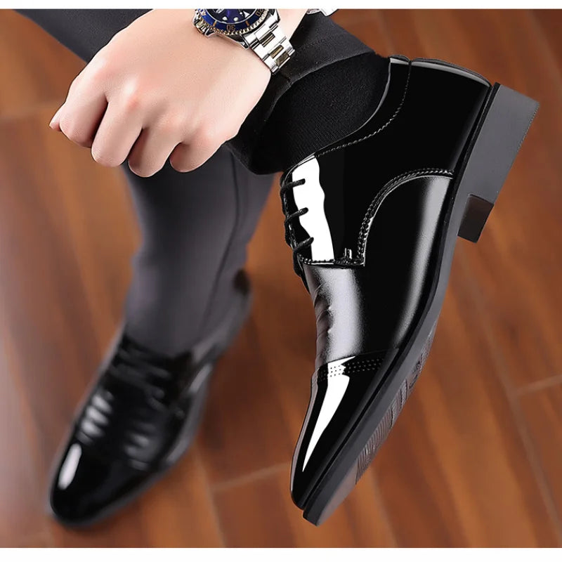 Men Dress Shoes Patent Leather Oxford Shoes Male Formal Shoes Big Size 38-48 Handsome Men Pointed Toe Shoes for Wedding