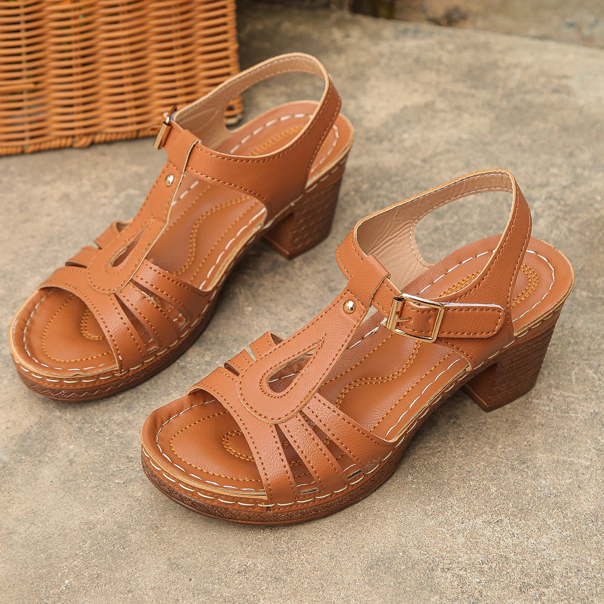 Ladies high-heeled sandals, fashionable and versatile, comfortable temperament sandals, Roman sandals.