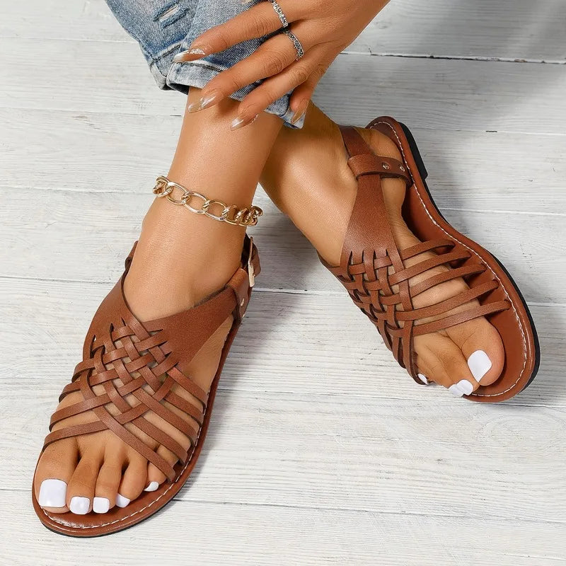 Trendy Cross Sandals 2025 Summer New Casual Solid Color Flat Bottom Anti Slip Beach Sandals Luxury Sandals Women Designers