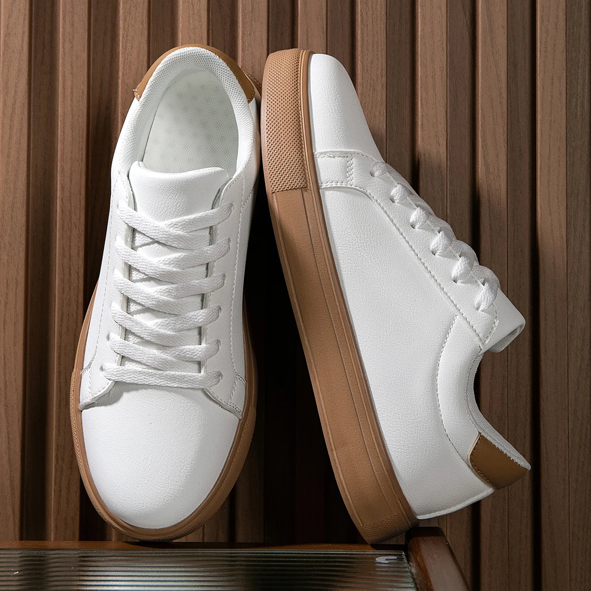 Men's Normcore Style Front Strap Sports Outdoor Skateboard Shoes, Fashionable Contrasting White Sneakers, White Shoes, Versatile Outdoor Shoes for Students