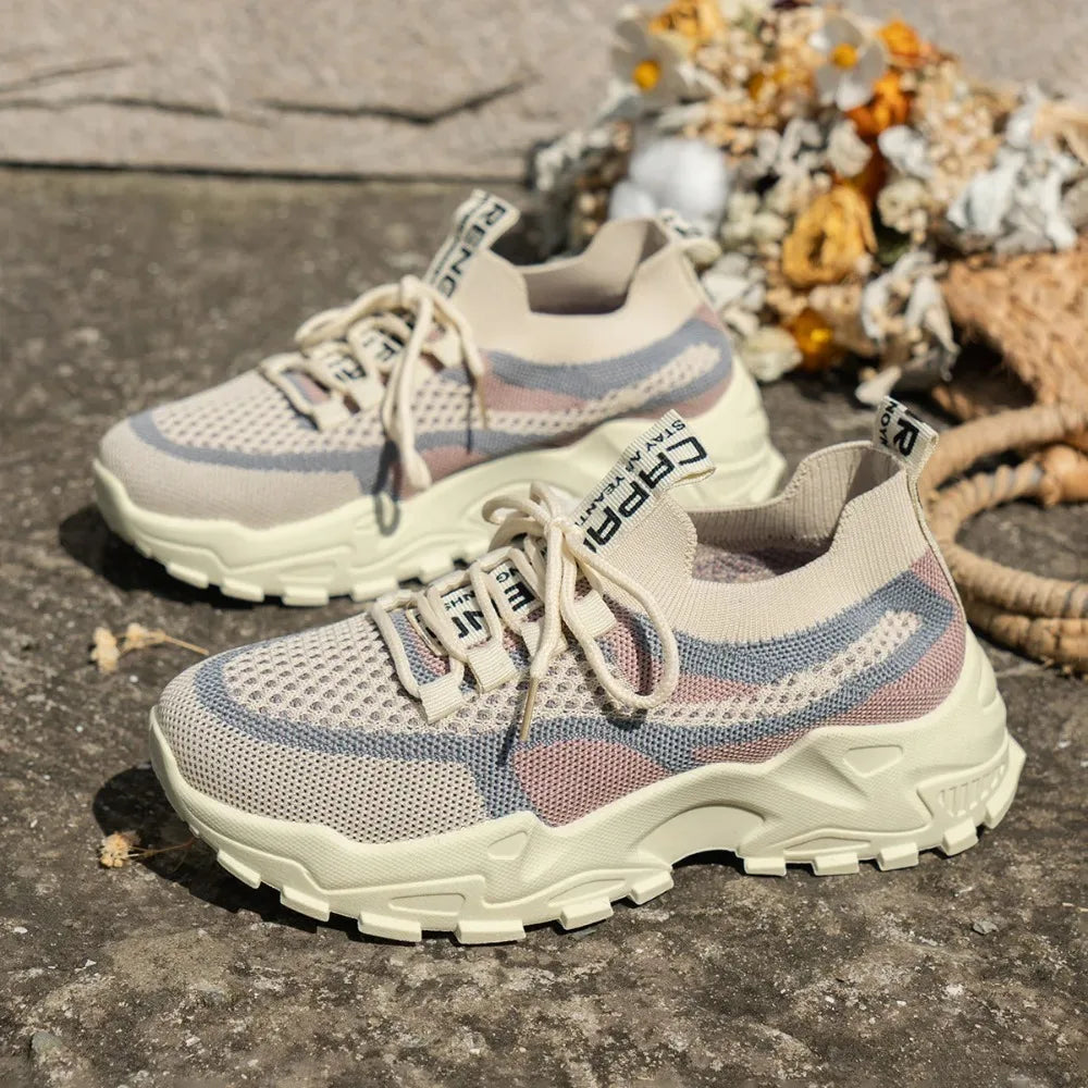 Women's Running Shoes Lace Up Sneakers Lightweight Female Casual Shoes Mesh Fashion Tennis Shoe Outdoor Soft Sole Women Shoes