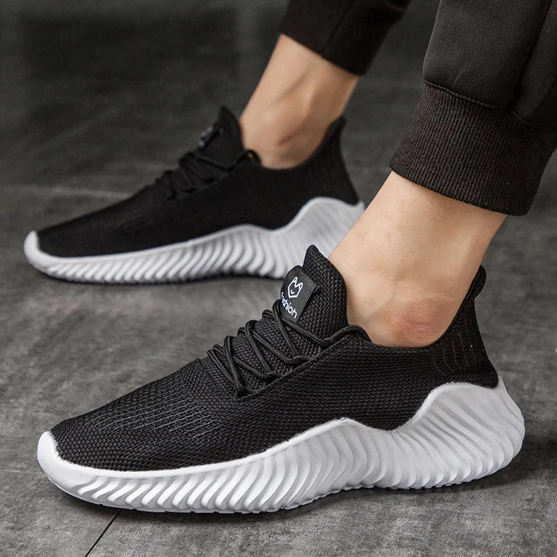 Men's Sneakers High Quality Casual Lightweight Walking Shoes Breathable Mens Outdoor Running Shoes New Plus Size Tenis Masculino