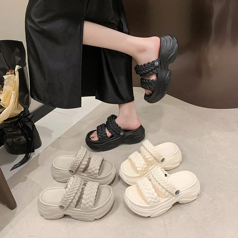 Summer Fashion Sandals Women Beach Platform Slippers Thick Bottom Anti-Skid Lightweight Female Slip-on Shoes Sandalias
