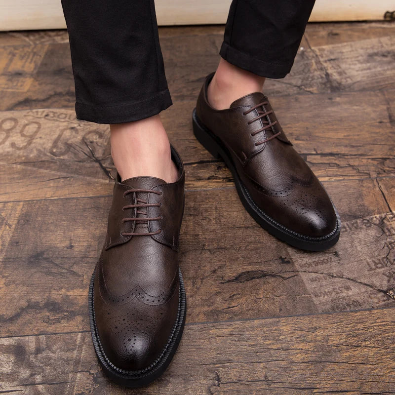 High Quality Social Shoes Men British business Men's Formal Shoes Plus Size Nightclub Pointed Block Black Casual leather Shoes