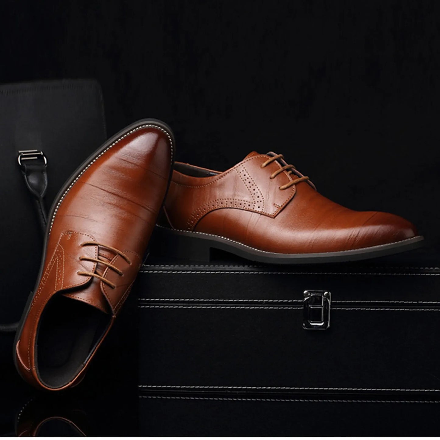 Men's Soft Leather Slip on Shoes Classical Style Shoes For Men Slip On PU Leather Low Rubber Sole Block Heel Work Eye 2