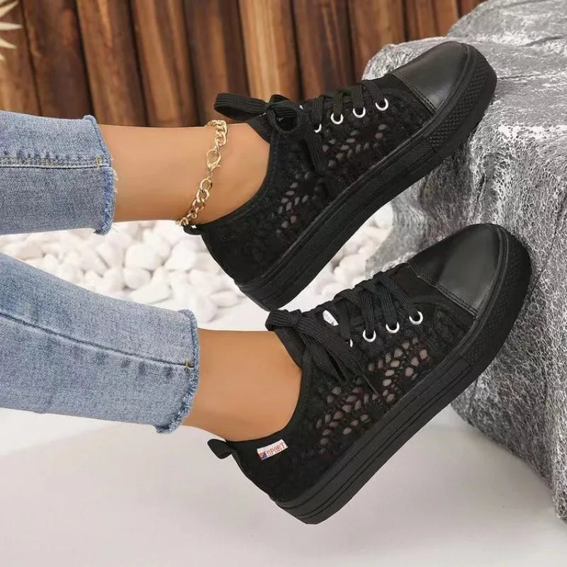 Fashion Summer Casual White Shoes Cutouts Lace Canvas Hollow Breathable Platform Flat Shoes Woman Sneakers