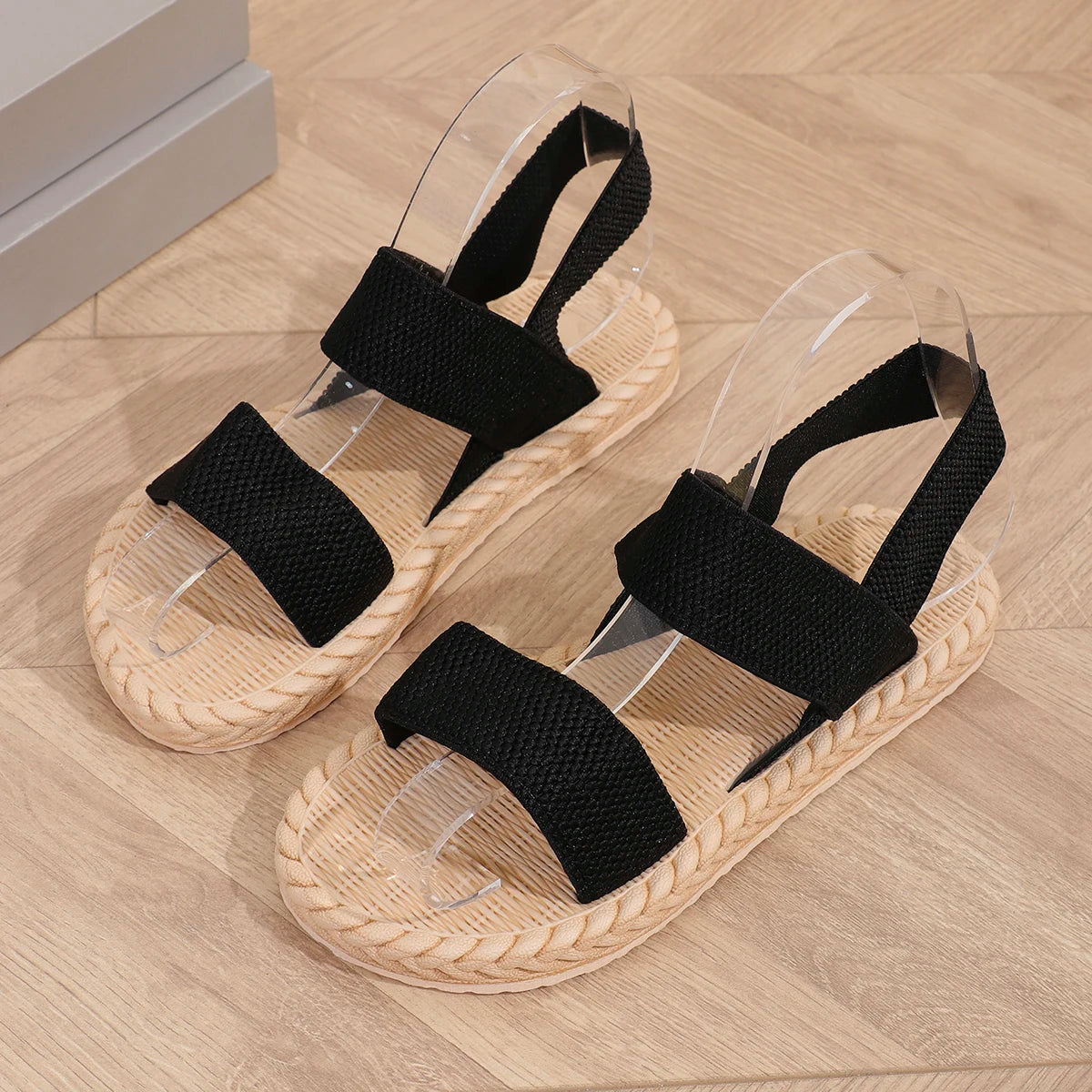 Women's fashion trend anti-slip wear lightweight cool soft soled flat sandals