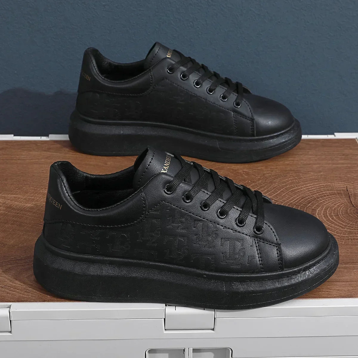2025 Men's Casual Sneakers - Lightweight Comfortable Walking Shoes for Everyday Wear