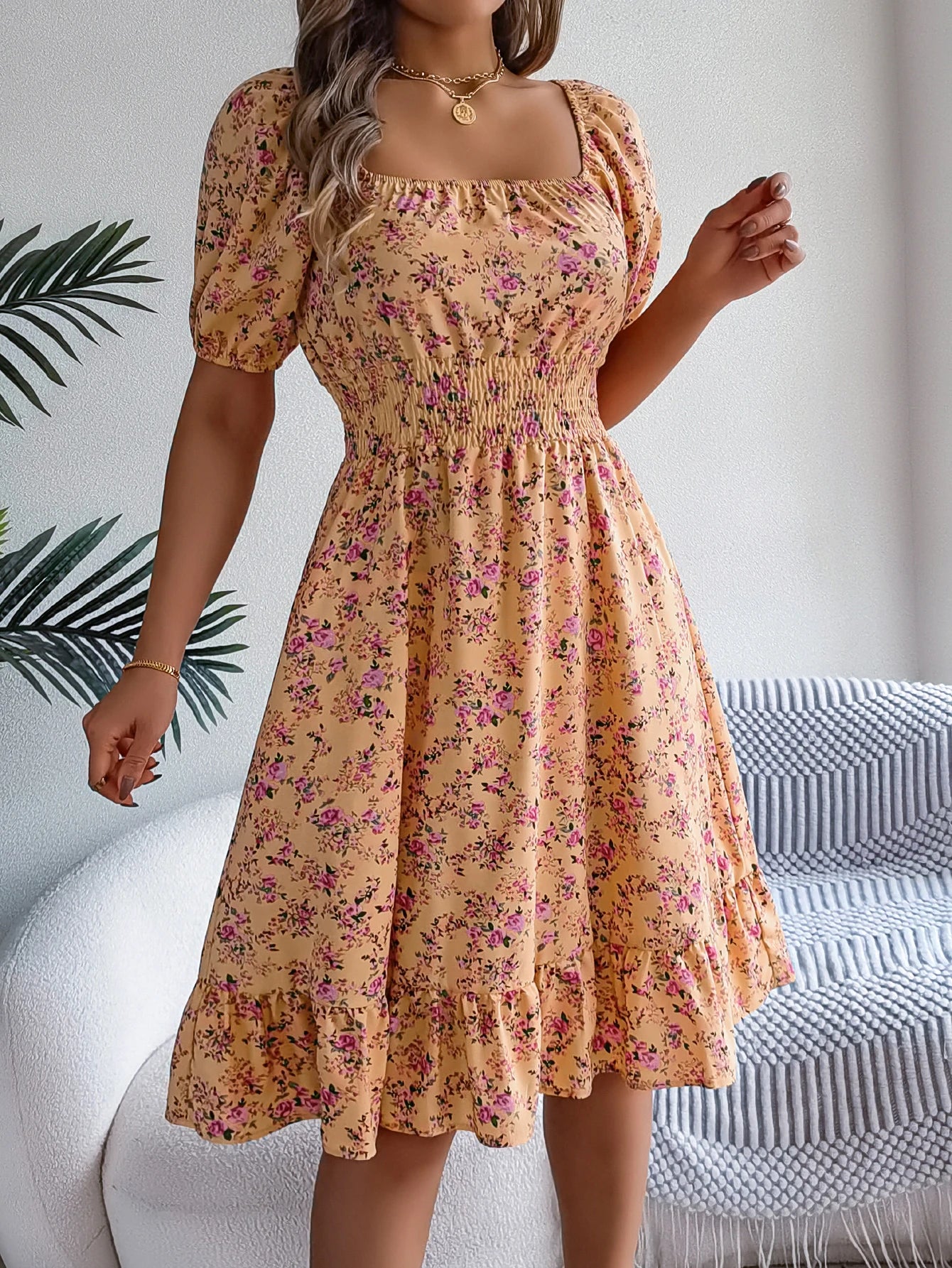 Spring and Summer Elegant Dress Floral Print Short Sleeved Square Neck Women's Ruffled Edge Dresses