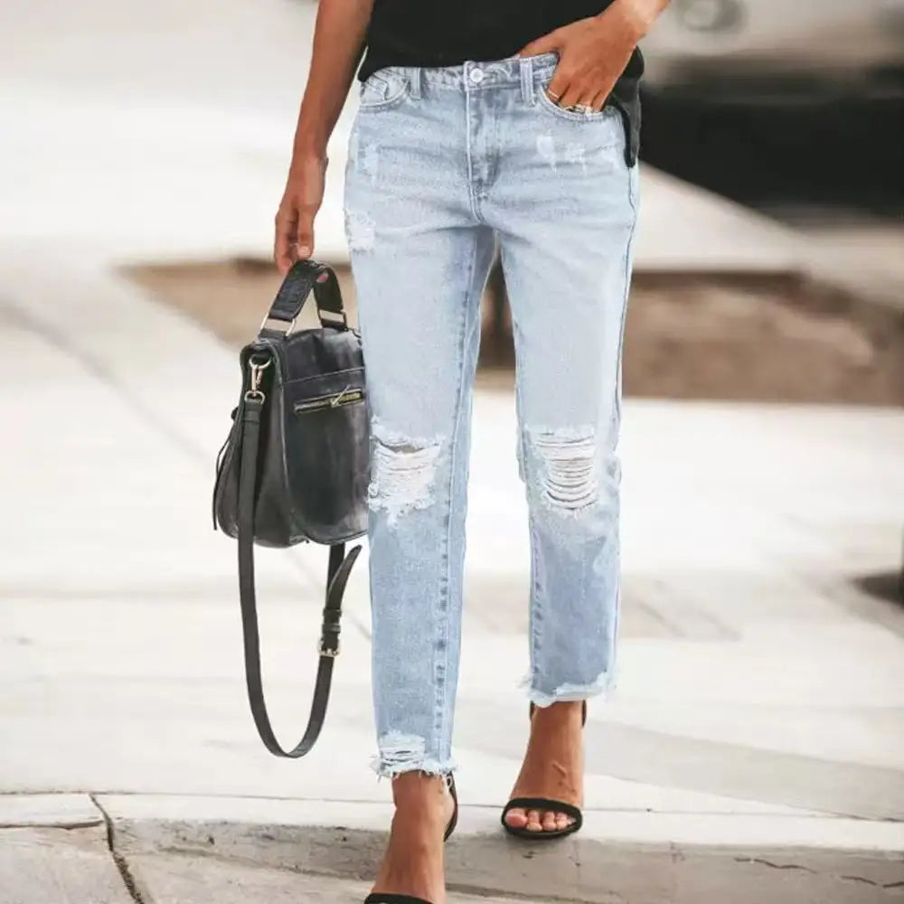 Washed Ripped Straight-leg Jeans. Four Seasons New Fashionable, Personalized, Casual and Comfortable 9-inch Jeans for Ladies