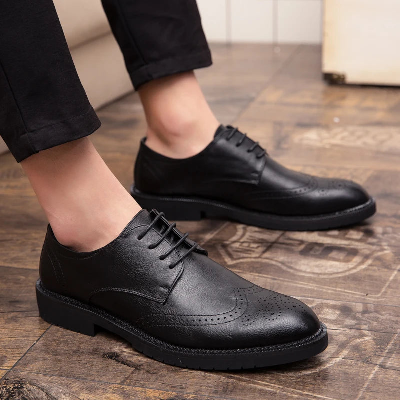 High Quality Social Shoes Men British business Men's Formal Shoes Plus Size Nightclub Pointed Block Black Casual leather Shoes