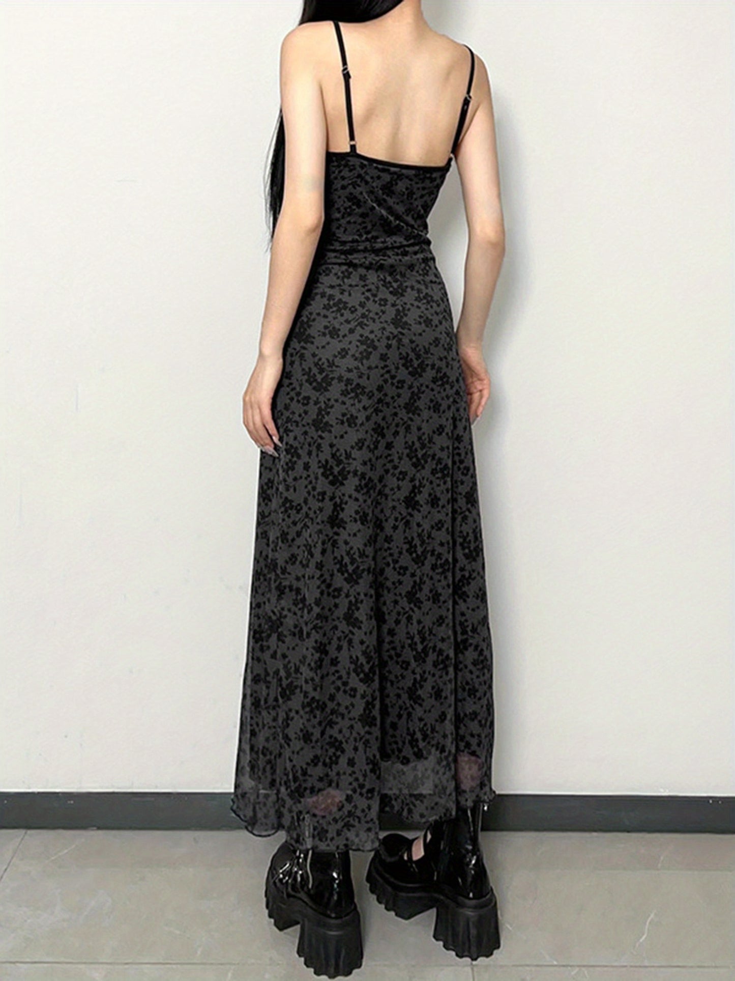 Women Slip Slim Fit Fashion Style Dress Spaghetti Straps Backless Lace Trim Floral Dress Summer Long Solid Color Dress