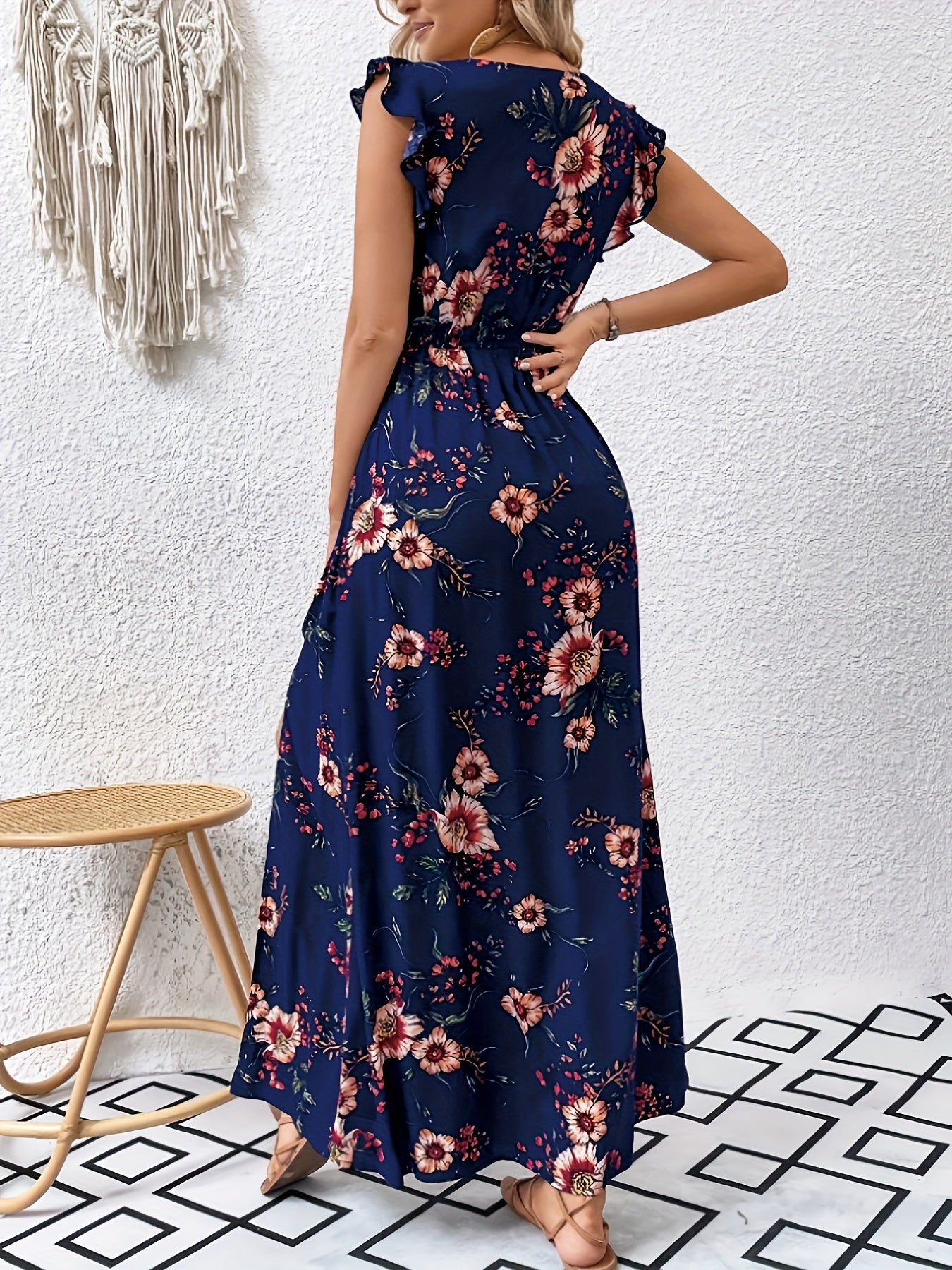 Spring & Summer Must-Have: Women's V-Neck Floral Dress with Elegant Ruffle Sleeves and Side Split – Perfect For Casual Outings and Chic Gatherings