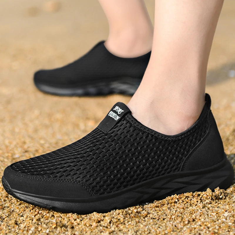 Summer Soft Loafers Lazy Shoes Lightweight Mesh Couple Outdoor Sports Shoes