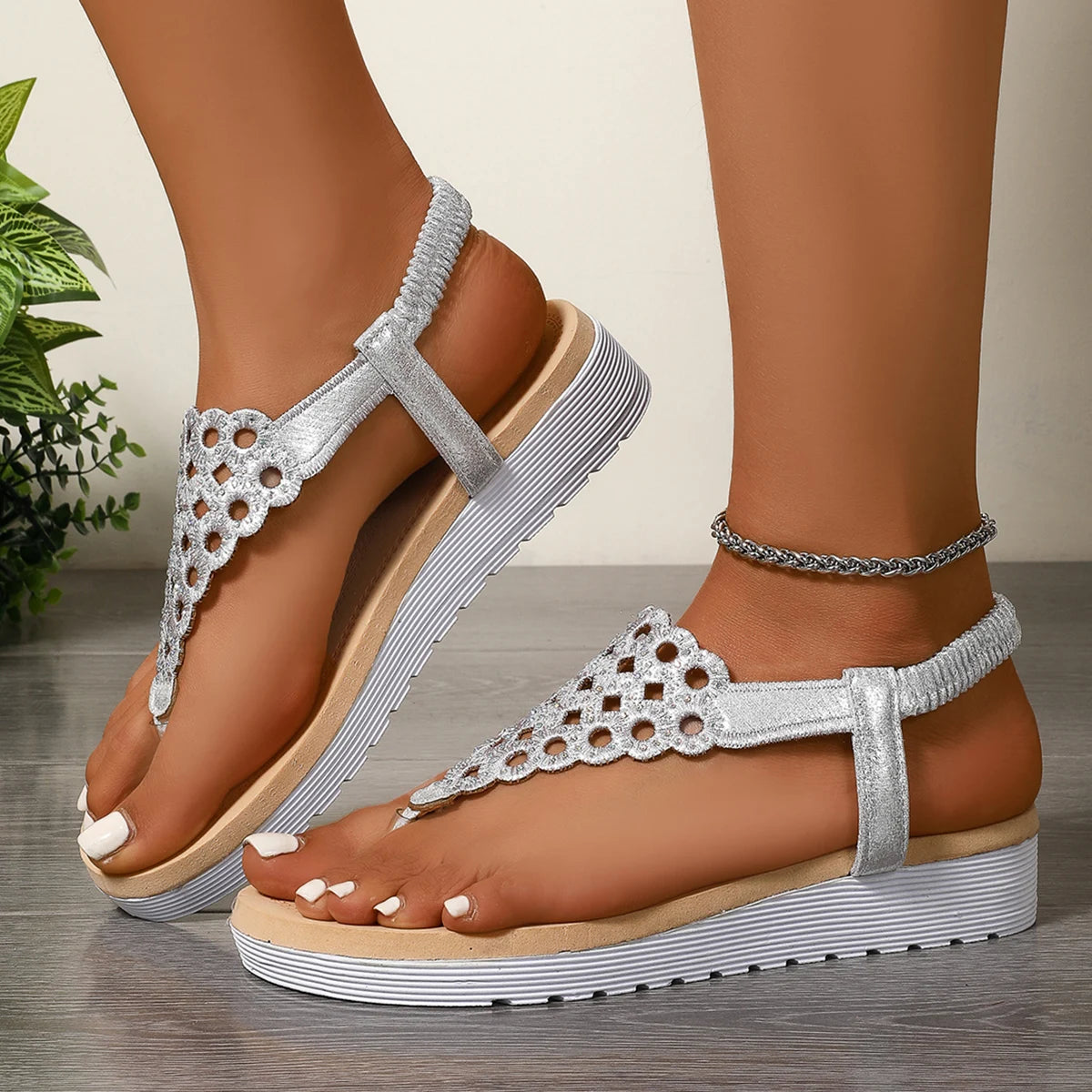 Hollow Out Clip Toe Wedge Sandals for Women 2025 Summer Lightweight Non Slip Beach Shoes Woman Silver Platform Roman Sandalias