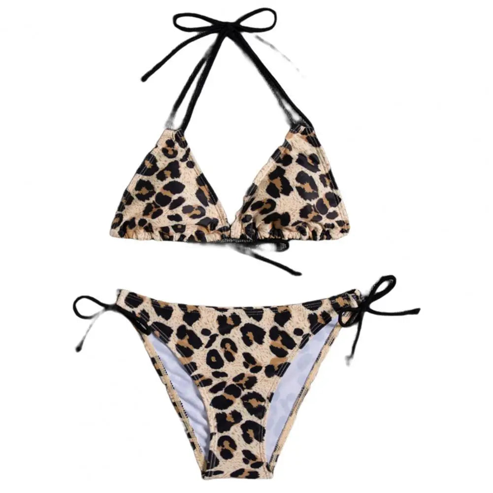 1 Set  Women Swimsuit  Padded  Three-point  Stretchy  Beautiful Floral Print Bikini Set  for Swimming Pool