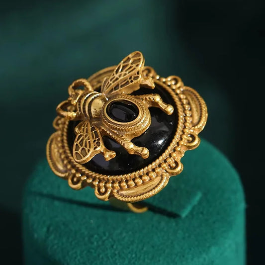 Romantic Gold Color Black Natural Stone Honey Wax Bee Rings for Woman Vintage Jewelry Accessories Luxury Girl Item Wedding 2025