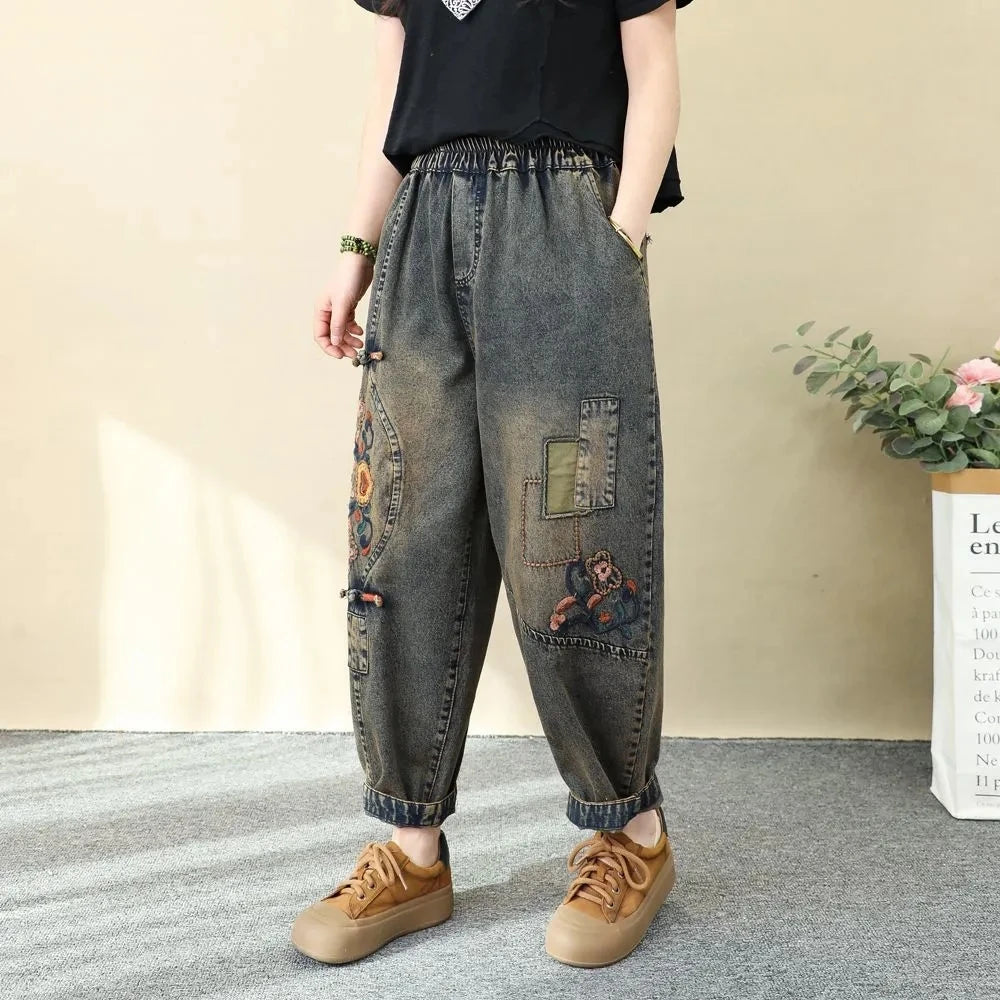 Artistic Retro Embroidered Jeans Women's Wear 2025 Spring Autumn New Loose High Waist Elastic Denim pants Female Casual Trousers